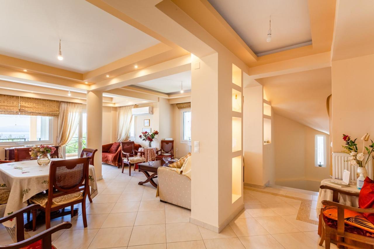 Verga Majestic Sunsets - Elegant & Secluded Retreat Kalamata Extérieur photo