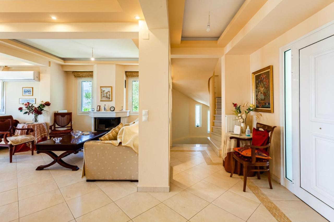 Verga Majestic Sunsets - Elegant & Secluded Retreat Kalamata Extérieur photo