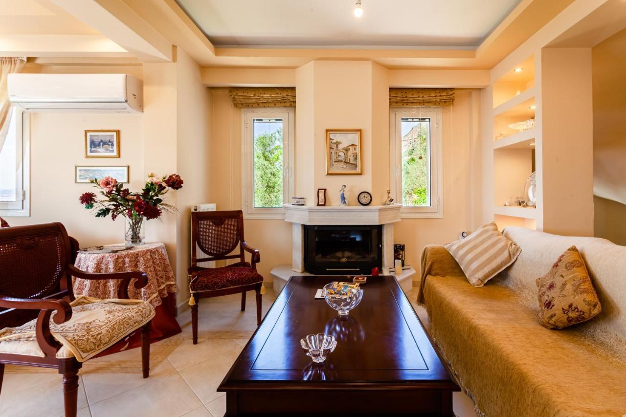 Verga Majestic Sunsets - Elegant & Secluded Retreat Kalamata Extérieur photo