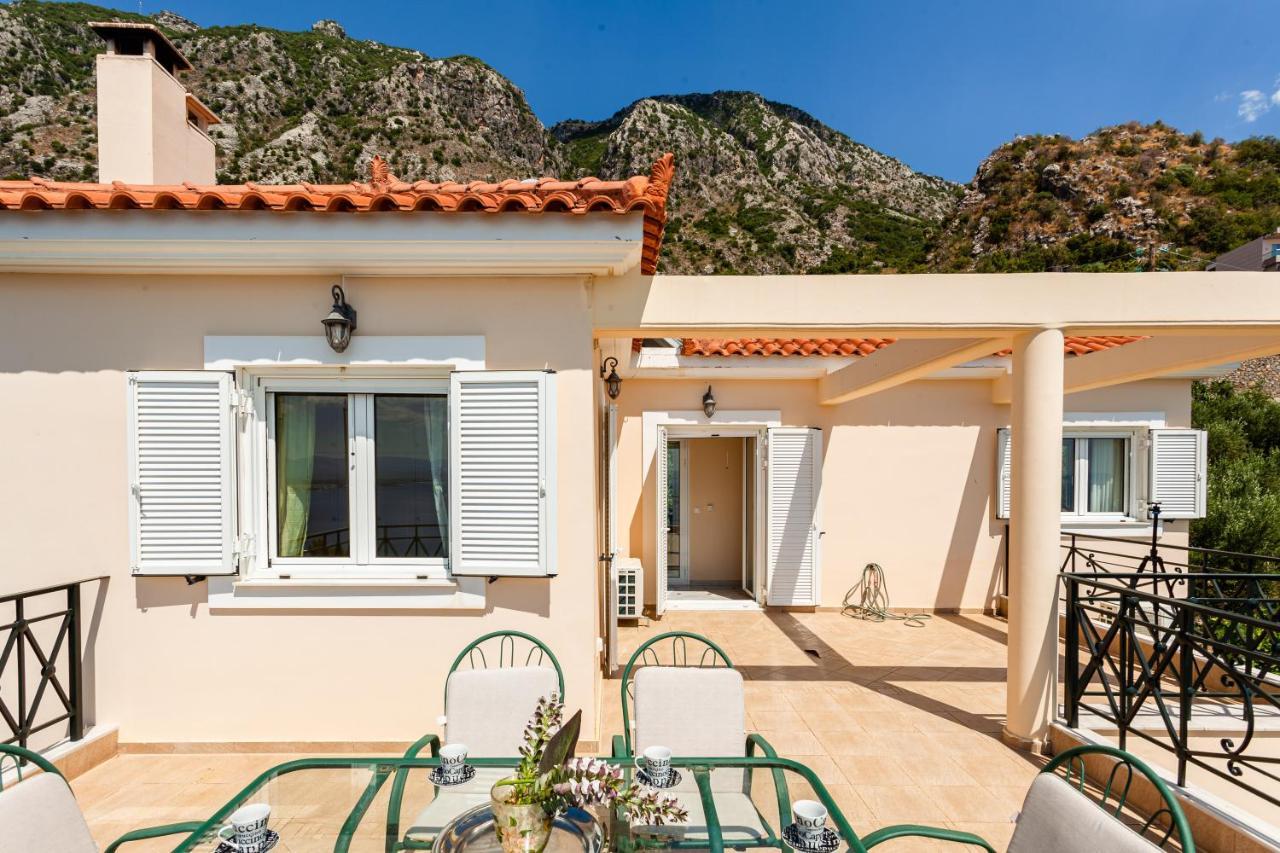 Verga Majestic Sunsets - Elegant & Secluded Retreat Kalamata Extérieur photo