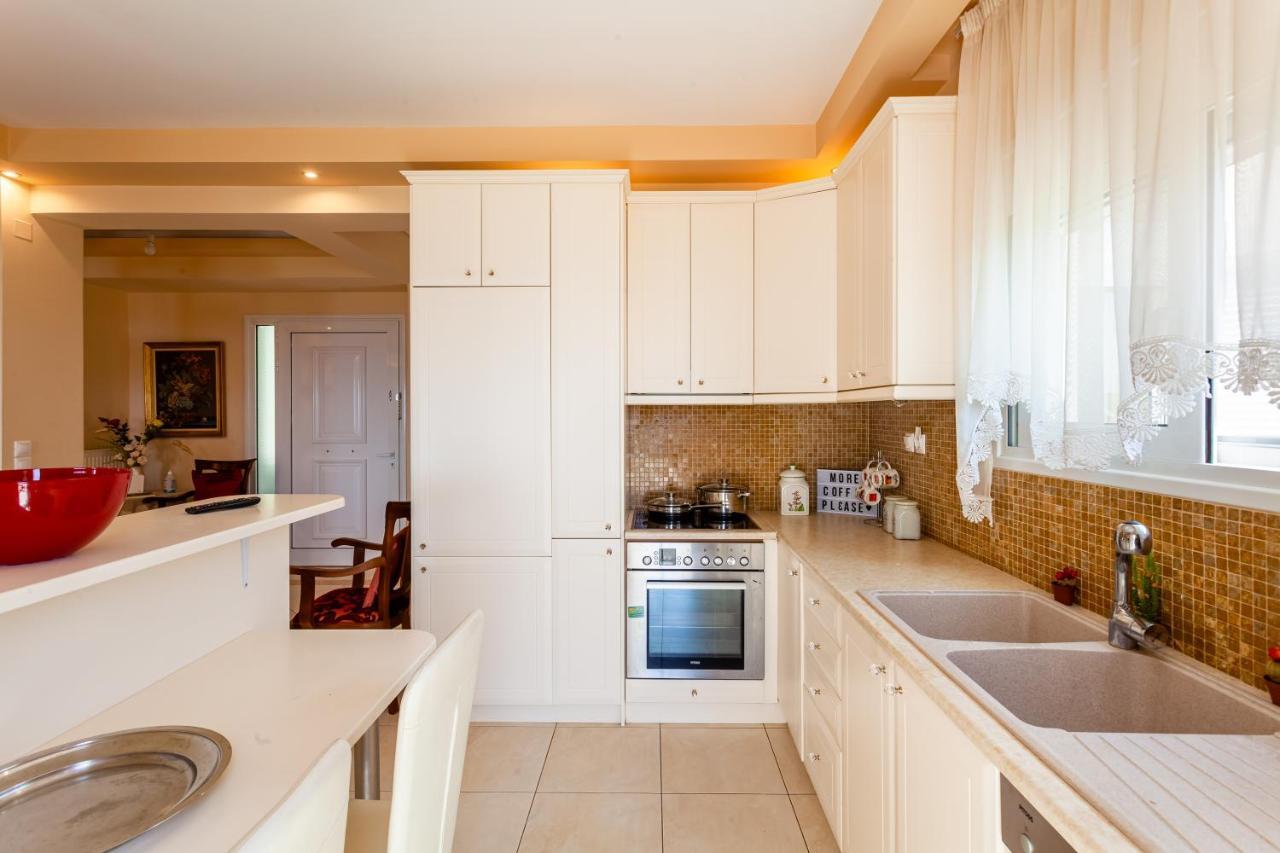 Verga Majestic Sunsets - Elegant & Secluded Retreat Kalamata Extérieur photo