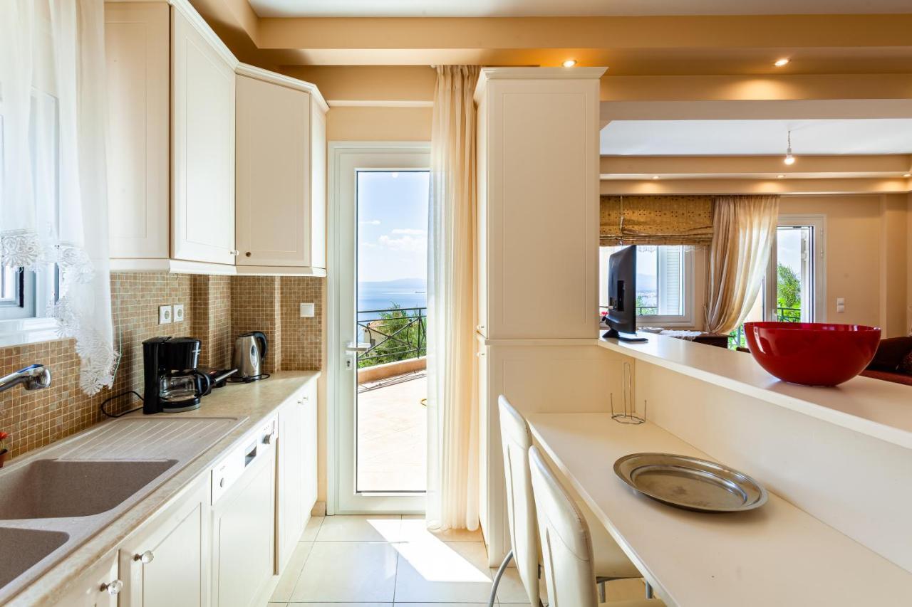 Verga Majestic Sunsets - Elegant & Secluded Retreat Kalamata Extérieur photo